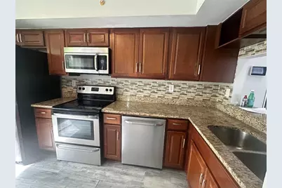 3263 NW 44th St, Unit #6, Oakland Park, FL 33309 - Photo 8