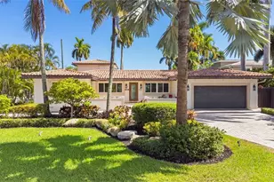 1100 N North Lake Dr, Hollywood, FL 33019 - Photo 4
