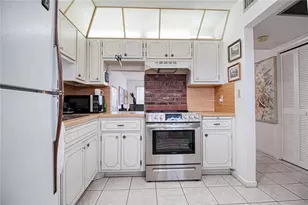 2300 Park Ln, Hollywood, FL 33021 - Photo 6