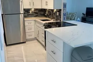 1731 SE 15th St, Fort Lauderdale, FL 33316 - Photo 4