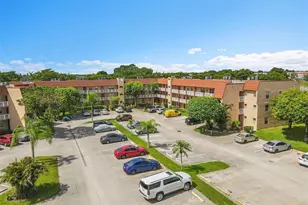 9261 Sunrise Lakes Blvd, Sunrise, FL 33322 - Photo 42