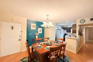 124 NE 19th Ct, Wilton Manors, FL 33305 - Photo 2