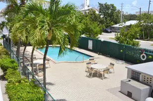 2175 NE 56th St, Fort Lauderdale, FL 33308 - Photo 22