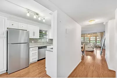 5940 NW 64th Ave, Unit #101, Tamarac, FL 33319 - Photo 10