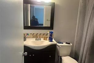 3263 NW 44th St, Oakland Park, FL 33309 - Photo 6