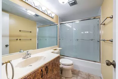 271 S Hollybrook Dr, Unit #304, Pembroke Pines, FL 33025 - Photo 8