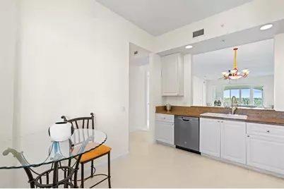 14  Harbour Isle Dr, Unit #Ph01, Fort Pierce, FL 34949 - Photo 10