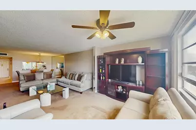 10352 E Clairmont Cir, Unit #311, Fort Lauderdale, FL 33321 - Photo 4