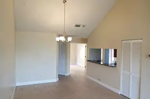 1055 Coral Club Dr, Coral Springs, FL 33071 - Photo 6