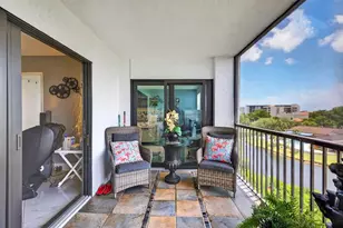 2334 S Cypress Bend Dr, Pompano Beach, FL 33069 - Photo 24