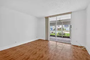 420 NE 12th Ave, Hallandale Beach, FL 33009 - Photo 10