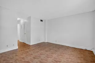 420 NE 12th Ave, Hallandale Beach, FL 33009 - Photo 14