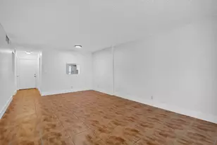 420 NE 12th Ave, Hallandale Beach, FL 33009 - Photo 8