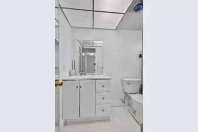 420 NE 12th Ave, Unit #106, Hallandale Beach, FL 33009 - Photo 12