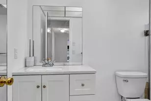 420 NE 12th Ave, Hallandale Beach, FL 33009 - Photo 12