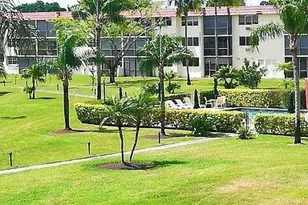 9420 S Hollybrook Lake Dr, Pembroke Pines, FL 33025 - Photo 16