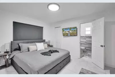 2001  Washington St, Hollywood, FL 33020 - Photo 14