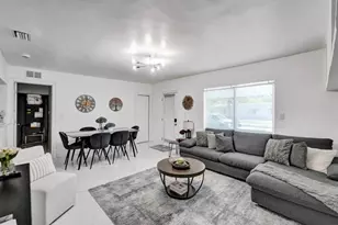 2001 Washington St, Hollywood, FL 33020 - Photo 4