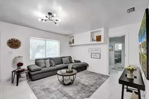 2001 Washington St, Hollywood, FL 33020 - Photo 2