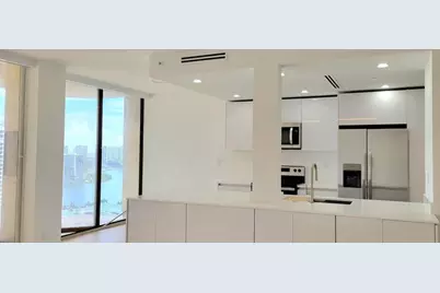 19355  Turnberry Way, Unit #23F, Miami, FL 33180 - Photo 6