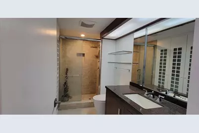 19355  Turnberry Way, Unit #23F, Miami, FL 33180 - Photo 20