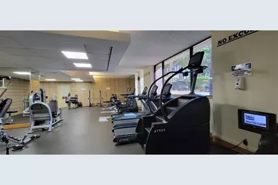 19355  Turnberry Way, Unit #23F, Miami, FL 33180 - Photo 26