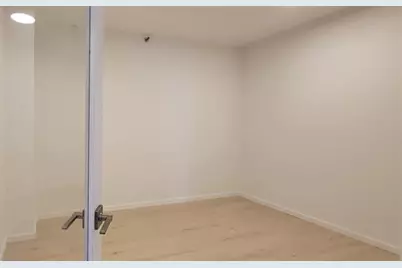 19355  Turnberry Way, Unit #23F, Miami, FL 33180 - Photo 16