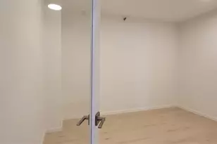 19355 Turnberry Way, Miami, FL 33180 - Photo 16