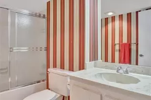 525 N Ocean Blvd, Pompano Beach, FL 33062 - Photo 20