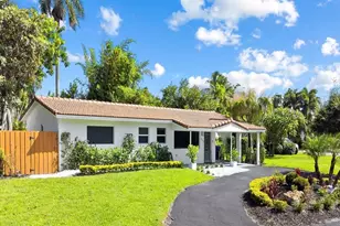 332 NE 29th St, Wilton Manors, FL 33334 - Photo 1