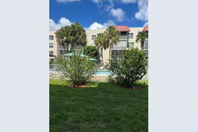 3521  Inverrary Dr, Unit #J109, Lauderhill, FL 33319 - Photo 14