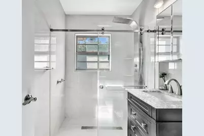 1124 NE 18th Ave, Fort Lauderdale, FL 33304 - Photo 48