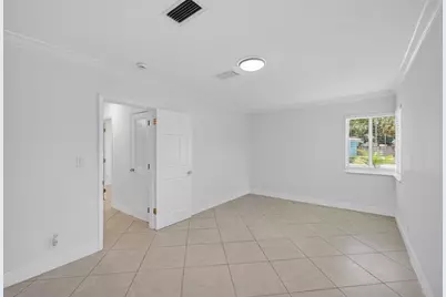 316 NW 24th St, Wilton Manors, FL 33311 - Photo 36