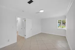 316 NW 24th St, Wilton Manors, FL 33311 - Photo 36