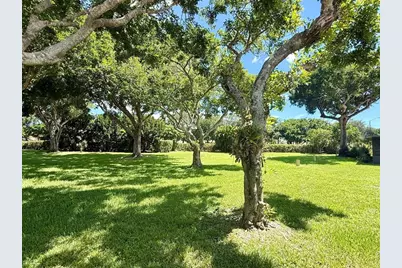 10952  Roebelini Palm Ct, Unit #B, Boynton Beach, FL 33437 - Photo 20