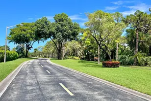 10952 Roebelini Palm Ct, Boynton Beach, FL 33437 - Photo 32