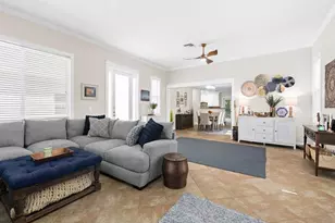 812 NW 26th St, Wilton Manors, FL 33311 - Photo 1