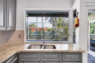 1736 NW 38th St, Oakland Park, FL 33309 - Photo 34