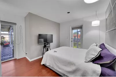 1736 NW 38th St, Oakland Park, FL 33309 - Photo 44