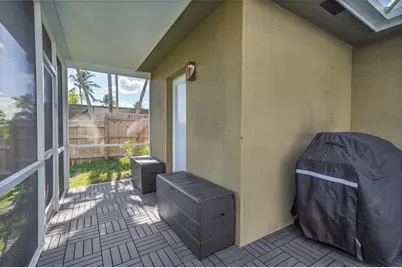 1736 NW 38th St, Oakland Park, FL 33309 - Photo 26