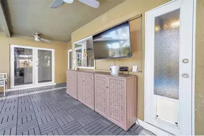 1736 NW 38th St, Oakland Park, FL 33309 - Photo 24