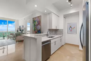 347 N New River Dr E, Fort Lauderdale, FL 33301 - Photo 8