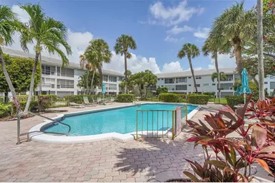 2050 NE 39th St, Unit #E306, Lighthouse Point, FL 33064 - Photo 2