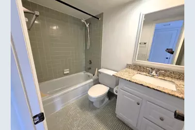 2320 S Cypress Bend Dr, Unit #106, Pompano Beach, FL 33069 - Photo 12