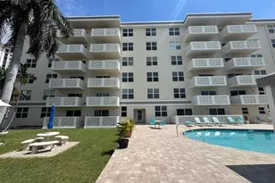1901 S Ocean Dr, Hollywood, FL 33019 - Photo 2