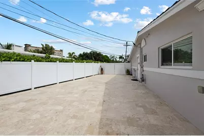 2228 SE 10th St, Pompano Beach, FL 33062 - Photo 32