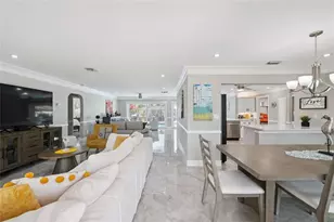 2228 SE 10th St, Pompano Beach, FL 33062 - Photo 20