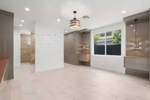 1498 NE 39th St, Oakland Park, FL 33334 - Photo 12