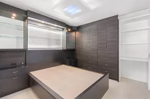 1498 NE 39th St, Oakland Park, FL 33334 - Photo 18