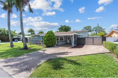 1498 NE 39th St, Oakland Park, FL 33334 - Photo 1